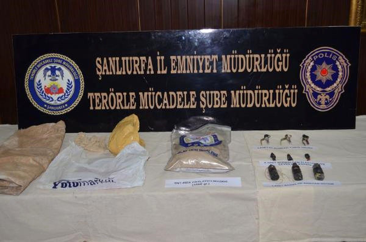 Deaş\'ın Canlı Bomba Kuryesi Sınırda Mühimmatla Yakalandı