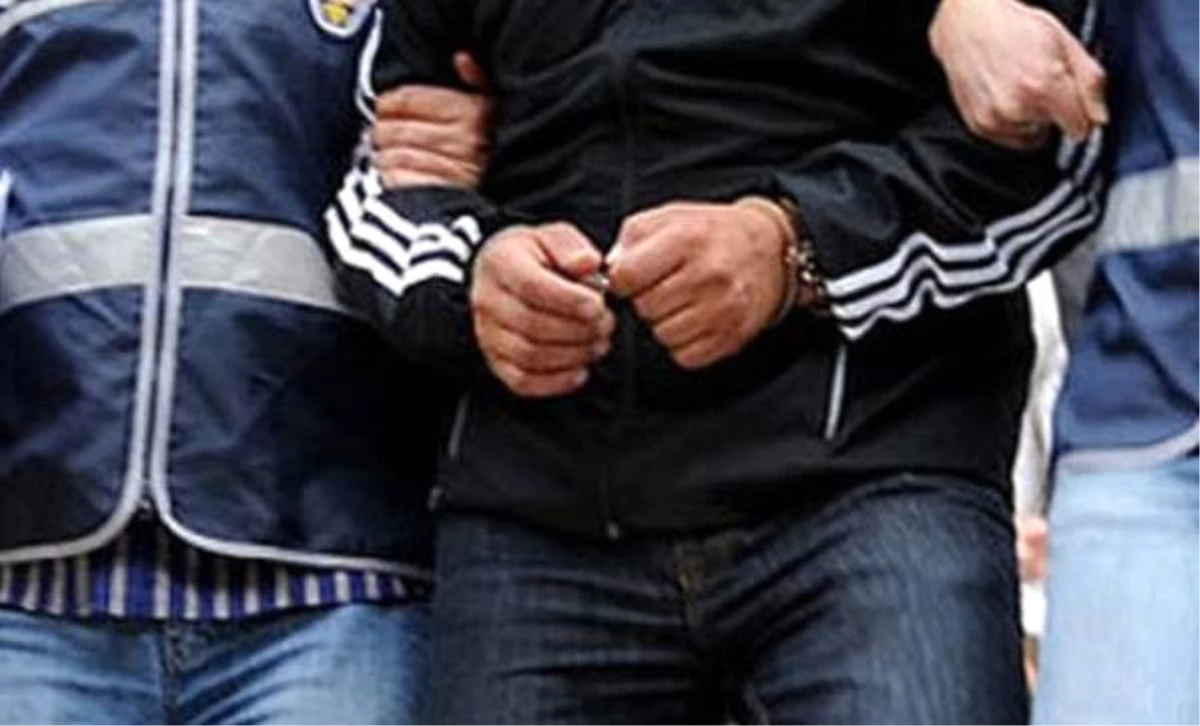 Dha İstanbul- Fatih\'te Otomobil Kundaklayan 1 Kişi Yakalandı