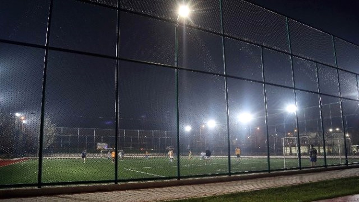 Ergani\'de Futbol Oynarken Kalp Krizi Geçiren Güvenlik Görevlisi Hayatını Kaybetti