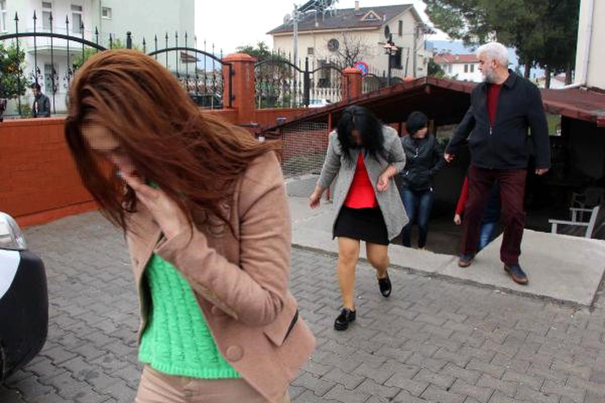 Fethiye\'de Fuhuş Operasyonu! 3 Kadın Gözaltına Alındı