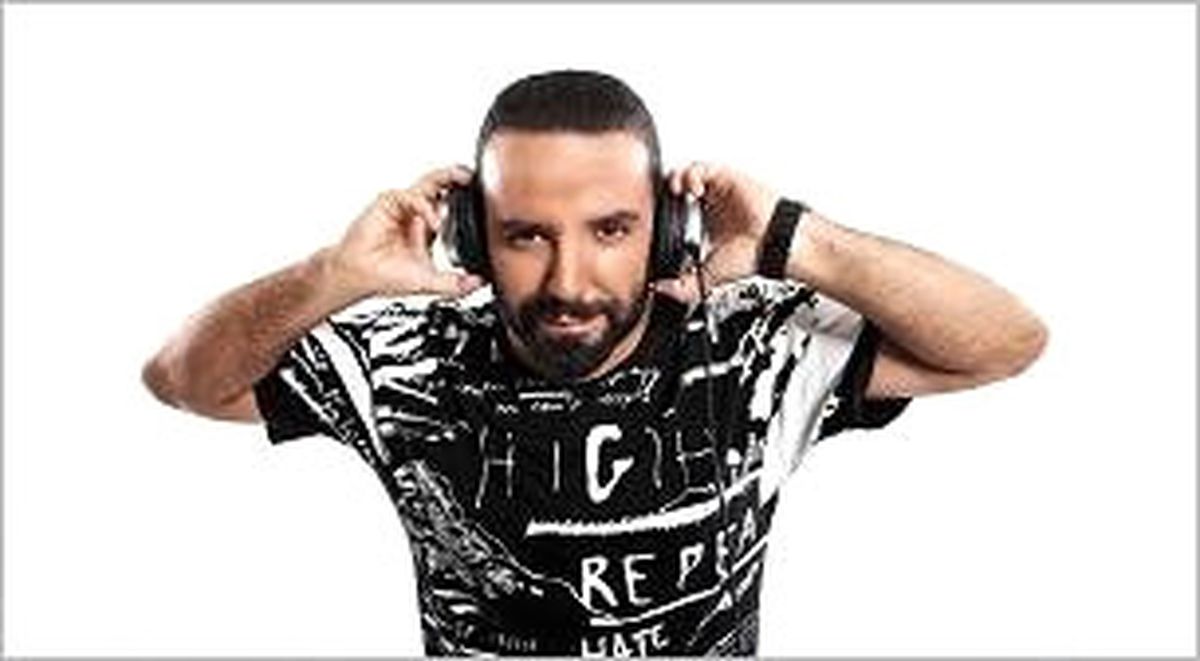 Hakan Küfündür 90s Performans