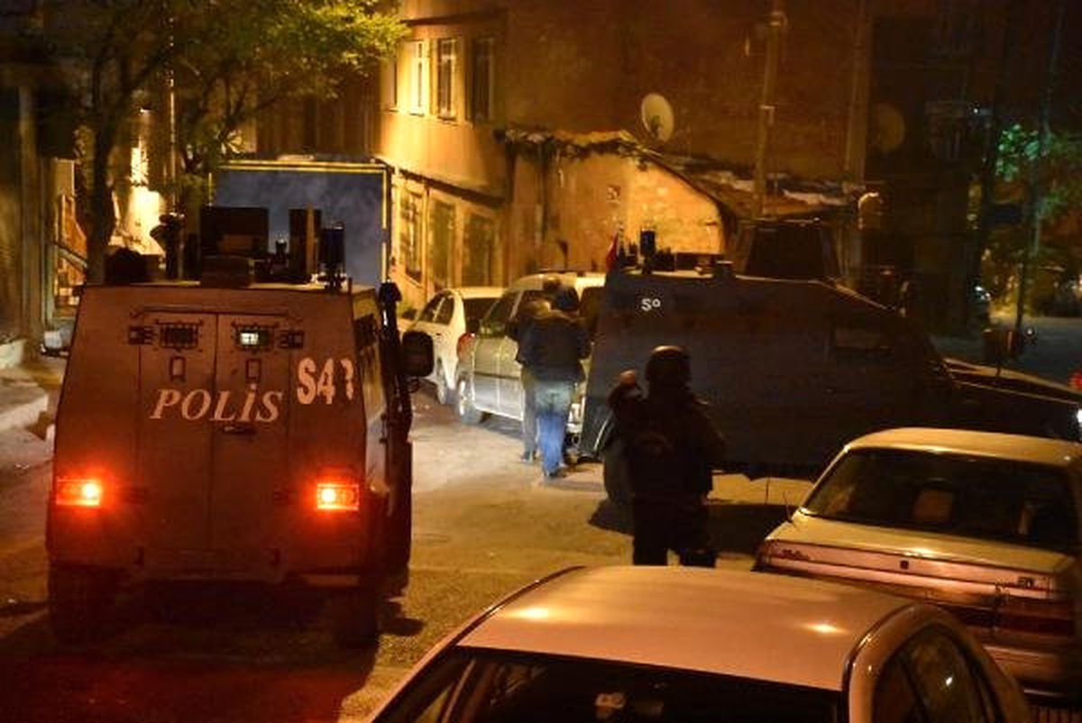 Okmeydanı\'nda Terör Operasyonu (1)