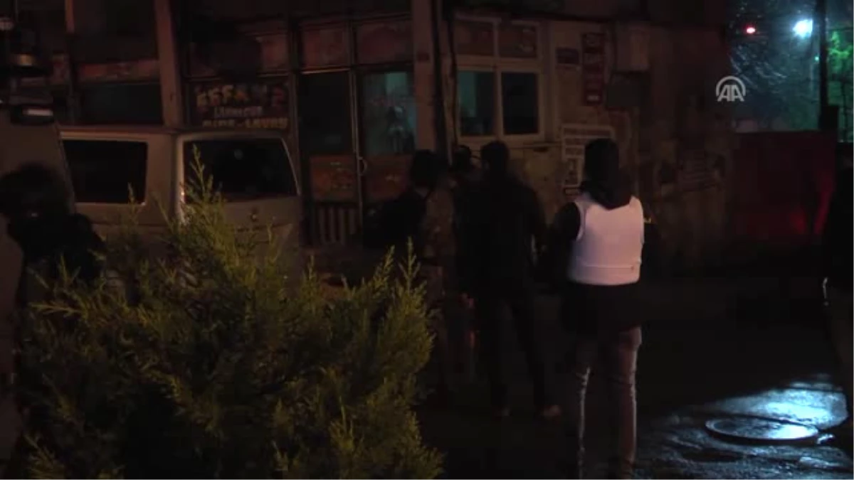 Okmeydanı\'ndaki Operasyonda Şüpheliler Gözaltına Alındı - Istanbul