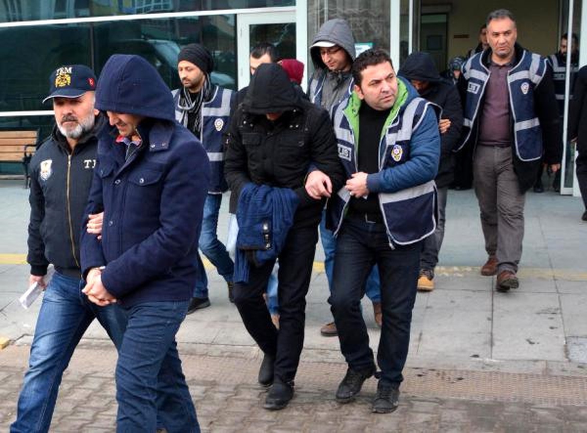 Osmaniye Merkezli Fetö Operasyonu: 6 Gözaltı