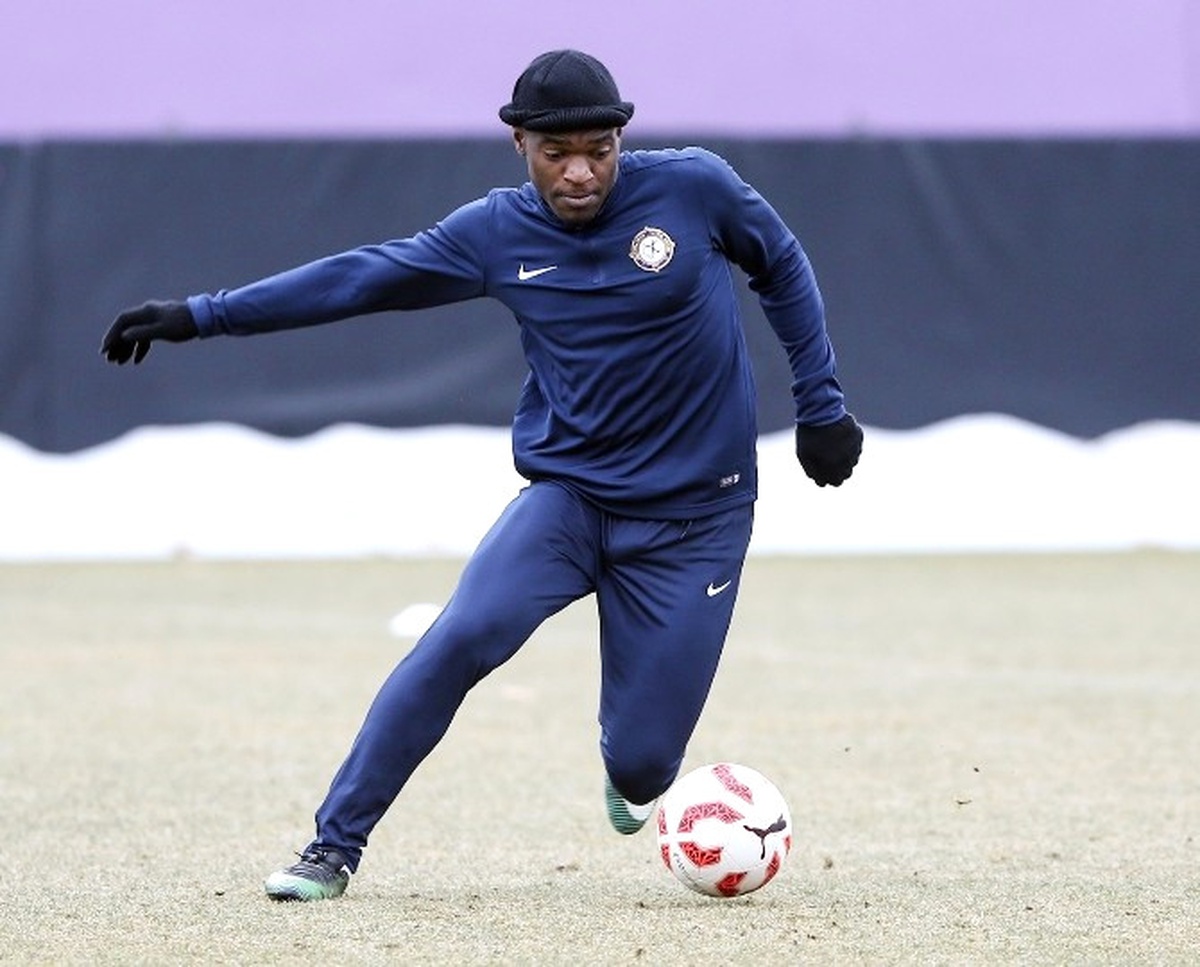 Osmanlıspor\'un Yeni Transferi İlk Antrenmanına Çıktı