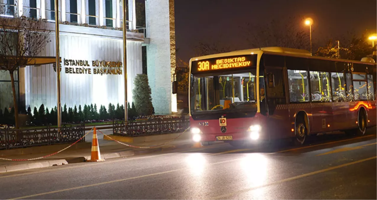 İstanbul\'da Otobüsçüler Ulaşım Ücretlerine Zam İstedi