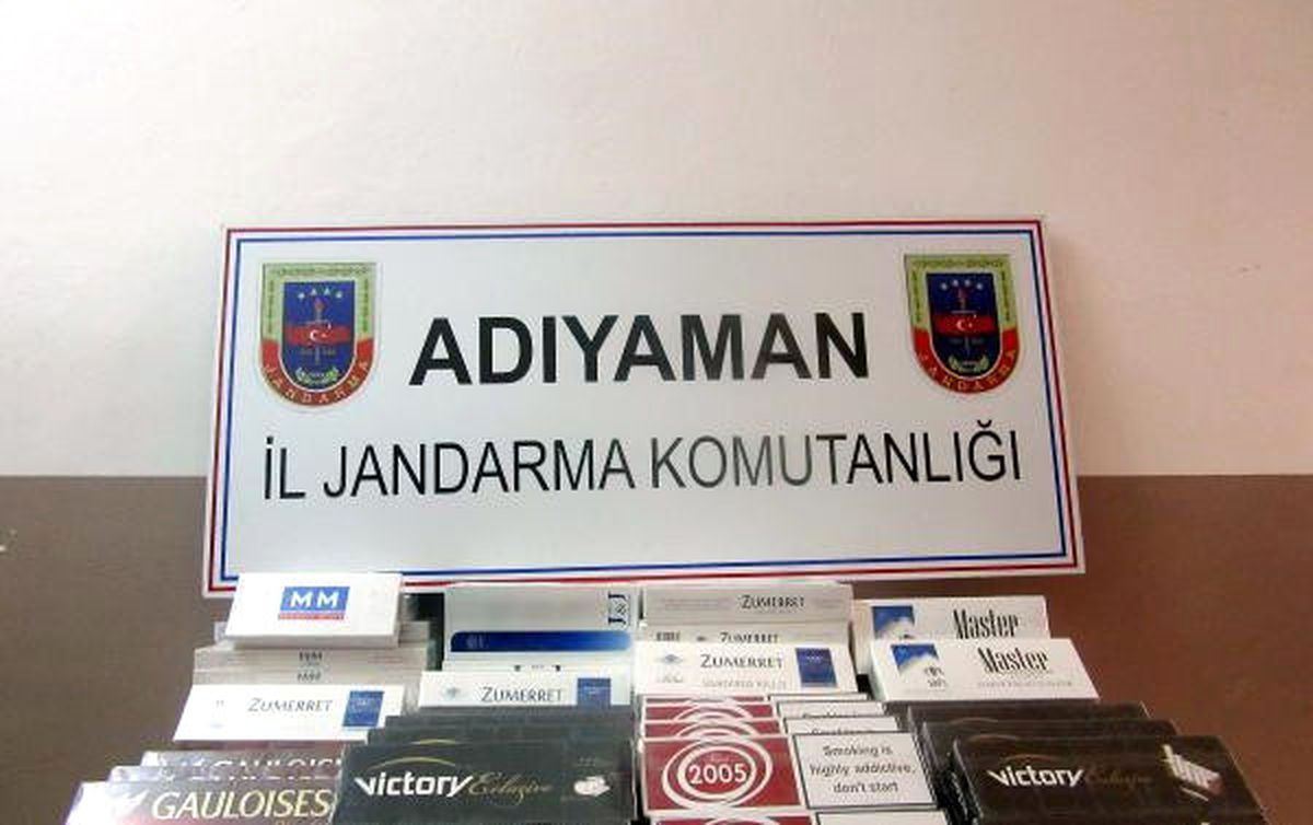 Otomobilden 1060 Paket Kaçak Sigara Çıktı