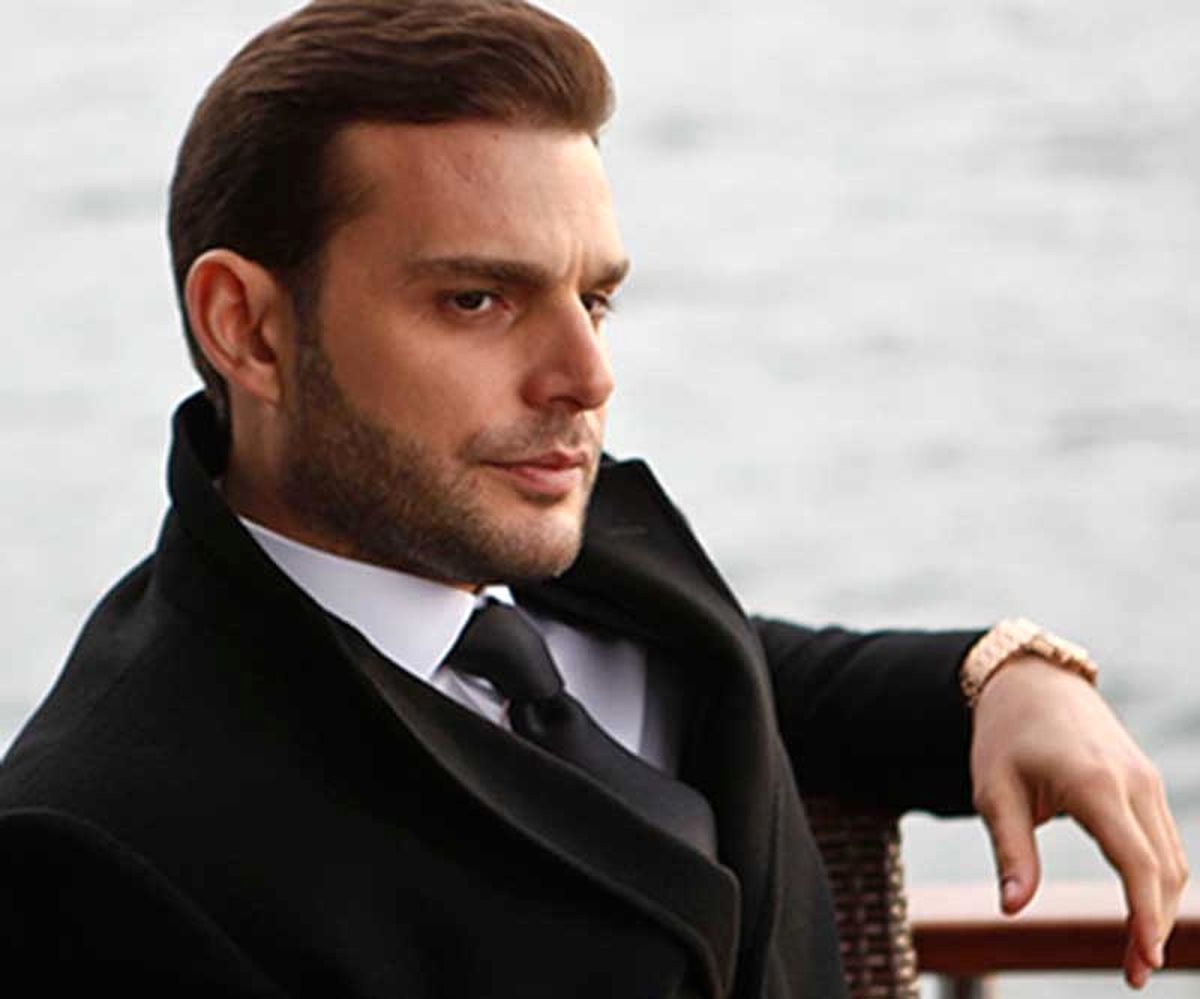 Oyuncu Mehmet Aslan Serbest
