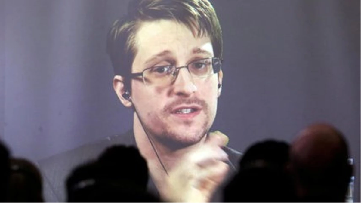 Rusya Snowden\'ın Oturum İznini Uzattı