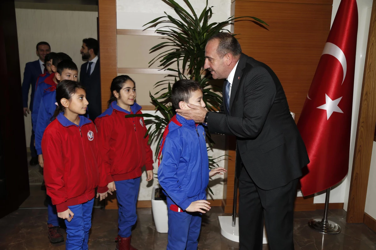 Şehit Meriç Alemdar Ortaokulu\'ndan Başkan Duruay\'a Ziyaret