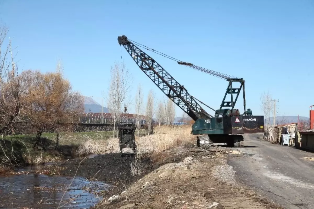 Seydişehir\'de Taşkın Koruma İhalesi Yapıldı