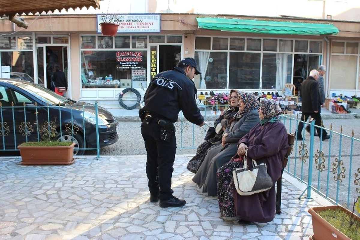 Tire\'de "Polis Para İstemez" Projesi