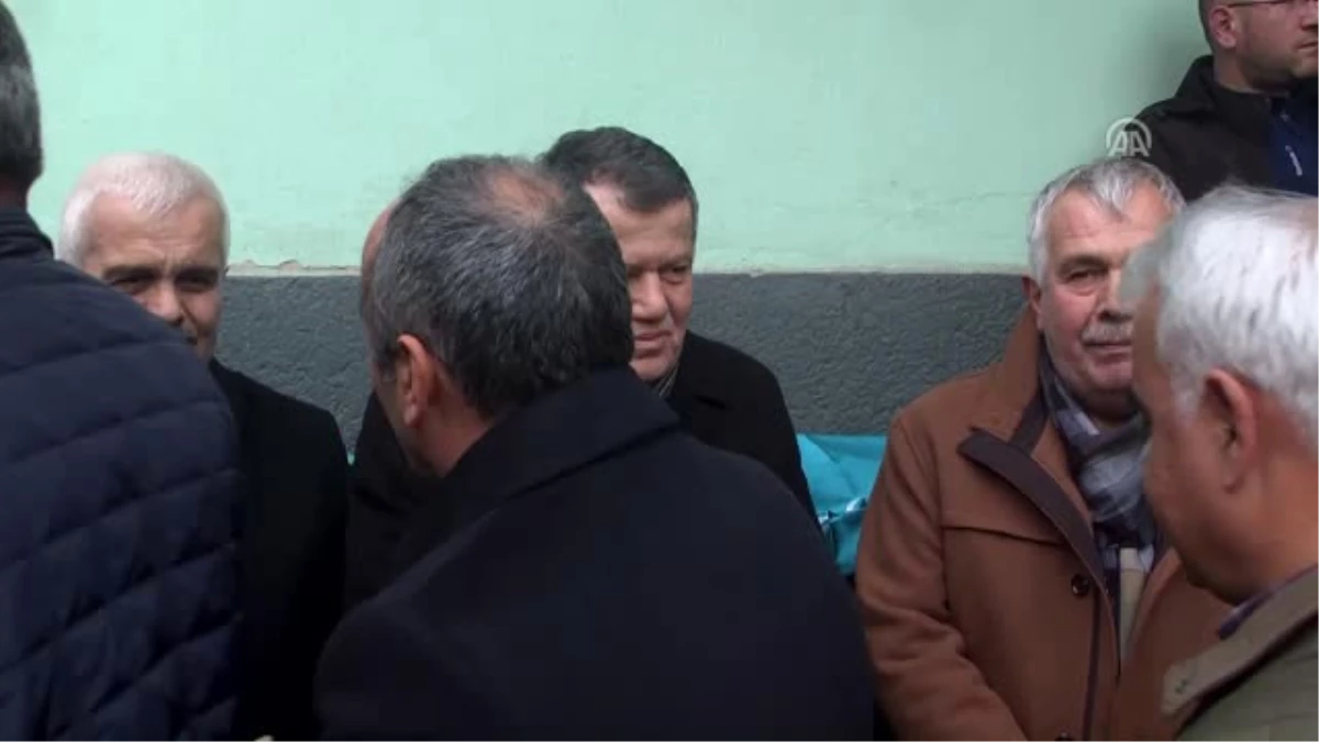 Yargıtay Başkanı Cirit\'in Kayınpederi Ibrahim Toprak, Toprağa Verildi