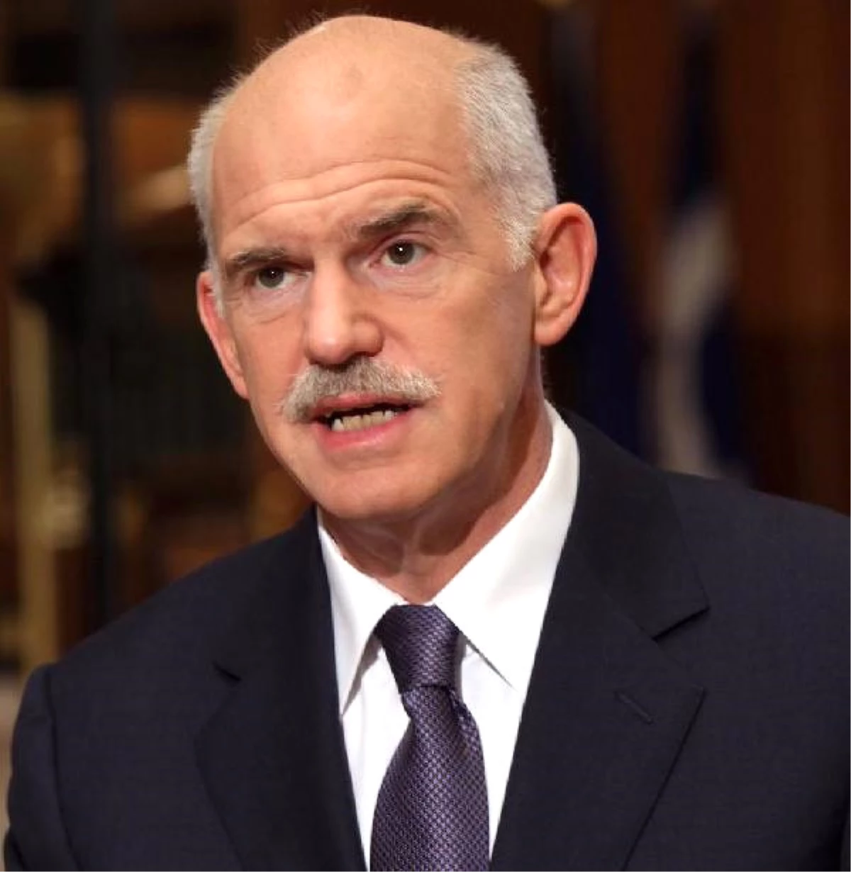 Yunanistan\'ın Eski Başbakanı Papandreu, Ekonomi Hamleleri Nedeniyle Yargılanacak