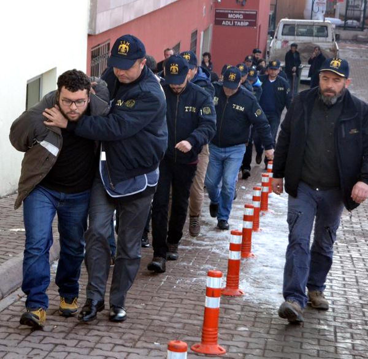 11 Deaş Şüphelisi Serbest Bırakıldı