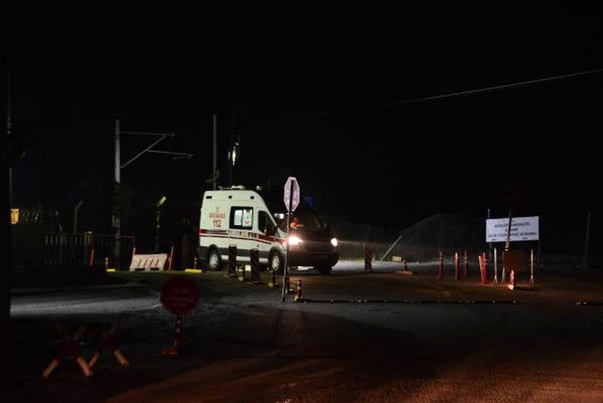 Çocuk Mahkumlar, Adana\'daki Cezaevinde Koğuşu Ateşe Verdi