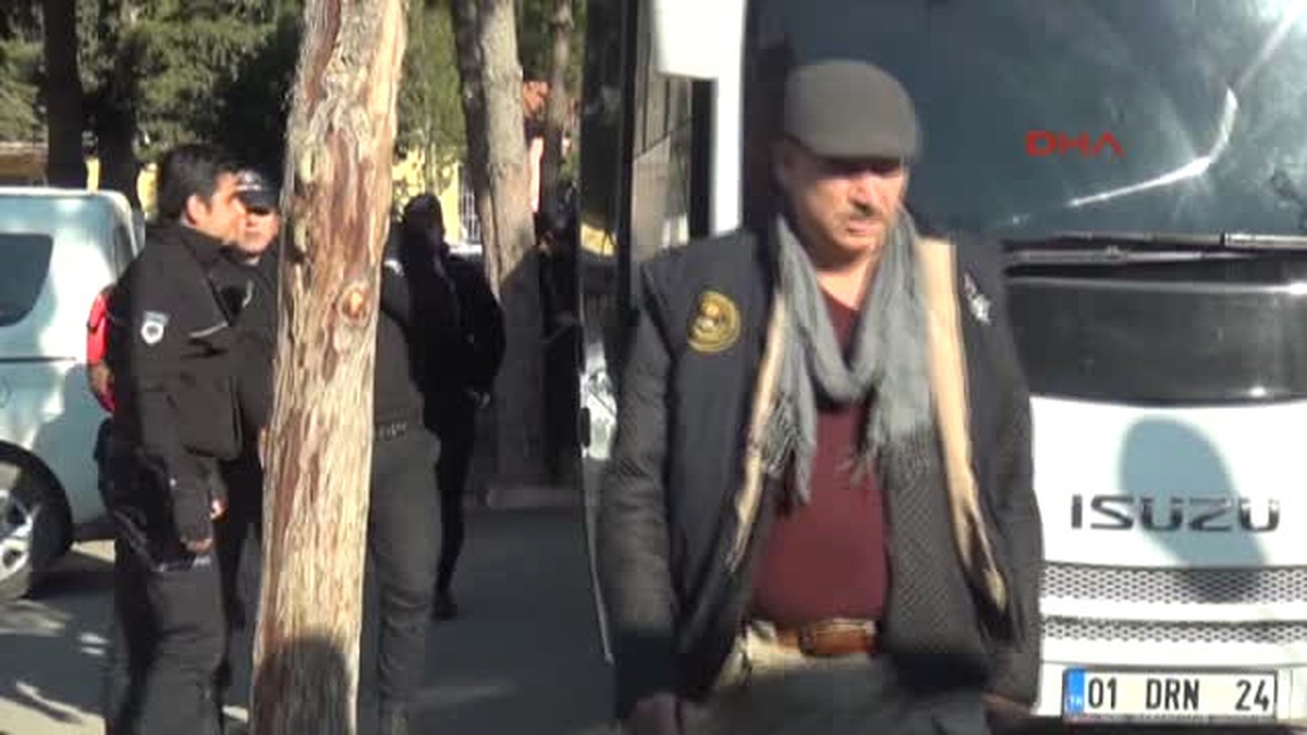 Adana Deaş\'lılara \'Vatan Hainleri\' Tepkisi