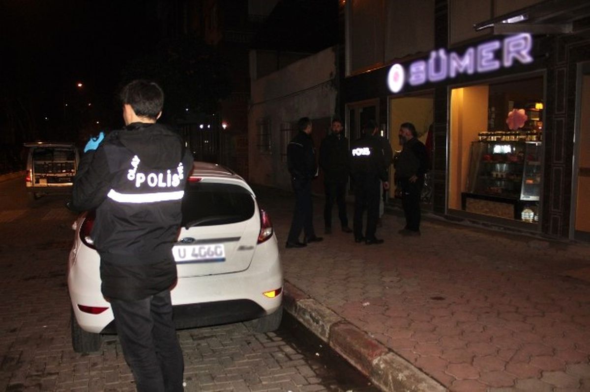 Ak Partili İş Adamının İşyeri Kurşunlandı