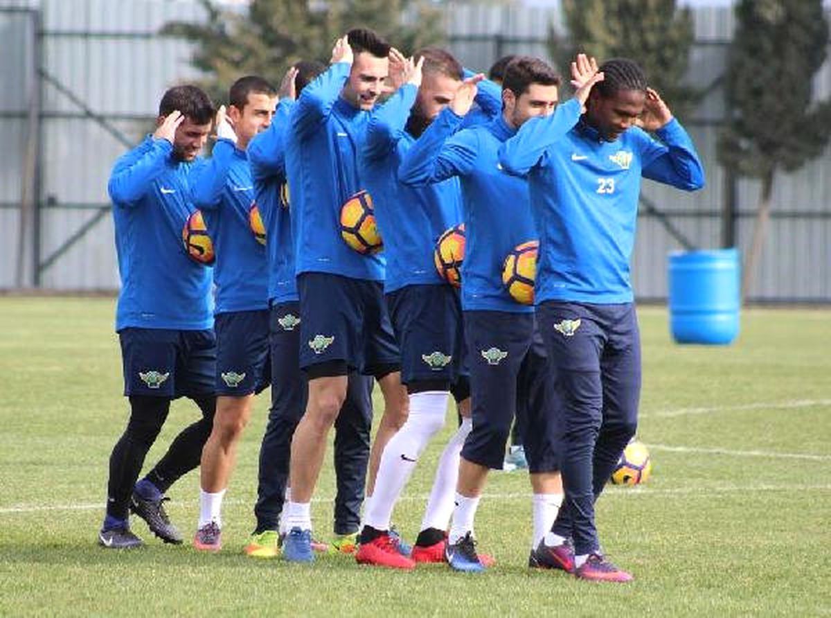 Akhisar Belediyespor\'da Hedef 3 Puan