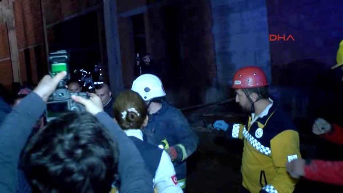 Antalya Akdeniz Üniversitesinde Iskele Çöktü;7 Yaralı