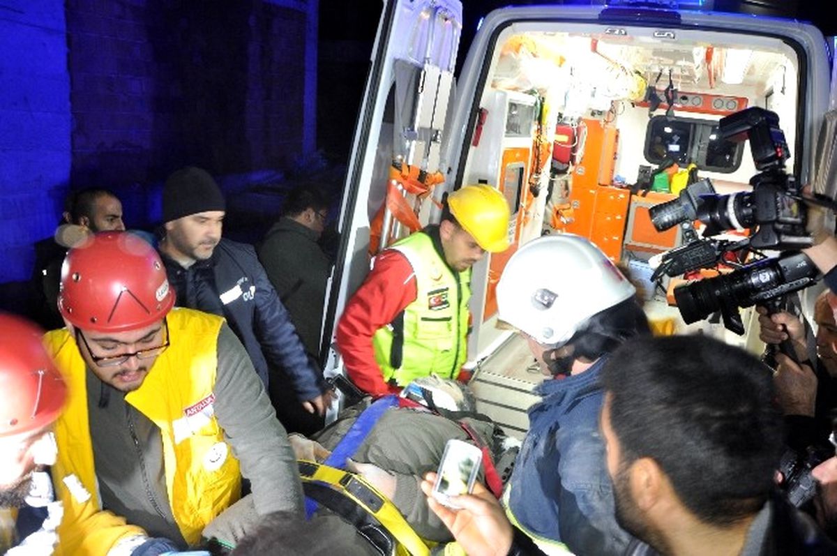 Çöken İnşaatta Kurtarma Çalışmaları Tamamlandı