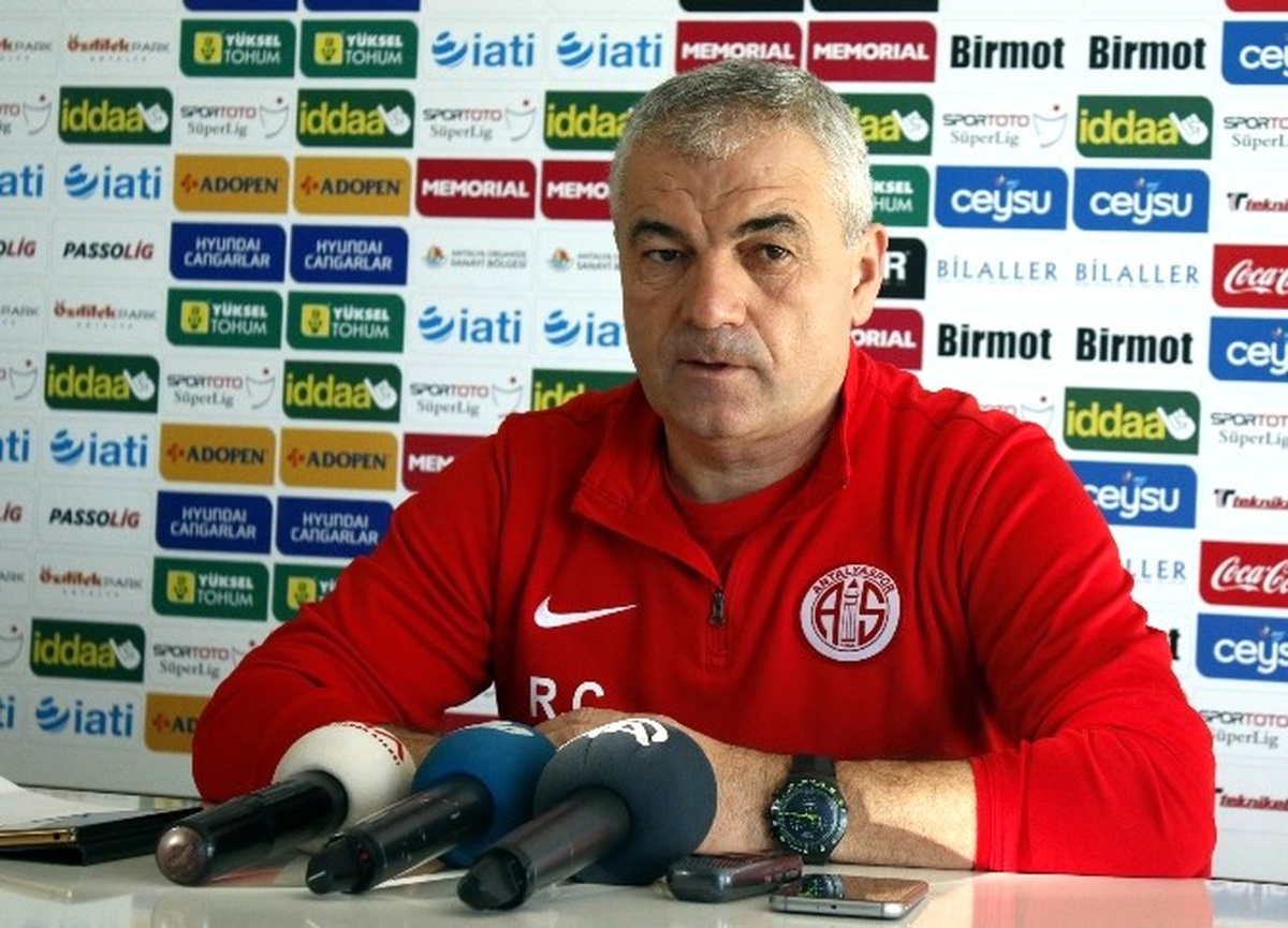 Antalyaspor Teknik Direktörü Çalımbay\'dan Tff\'ye Maç Saati Ricası