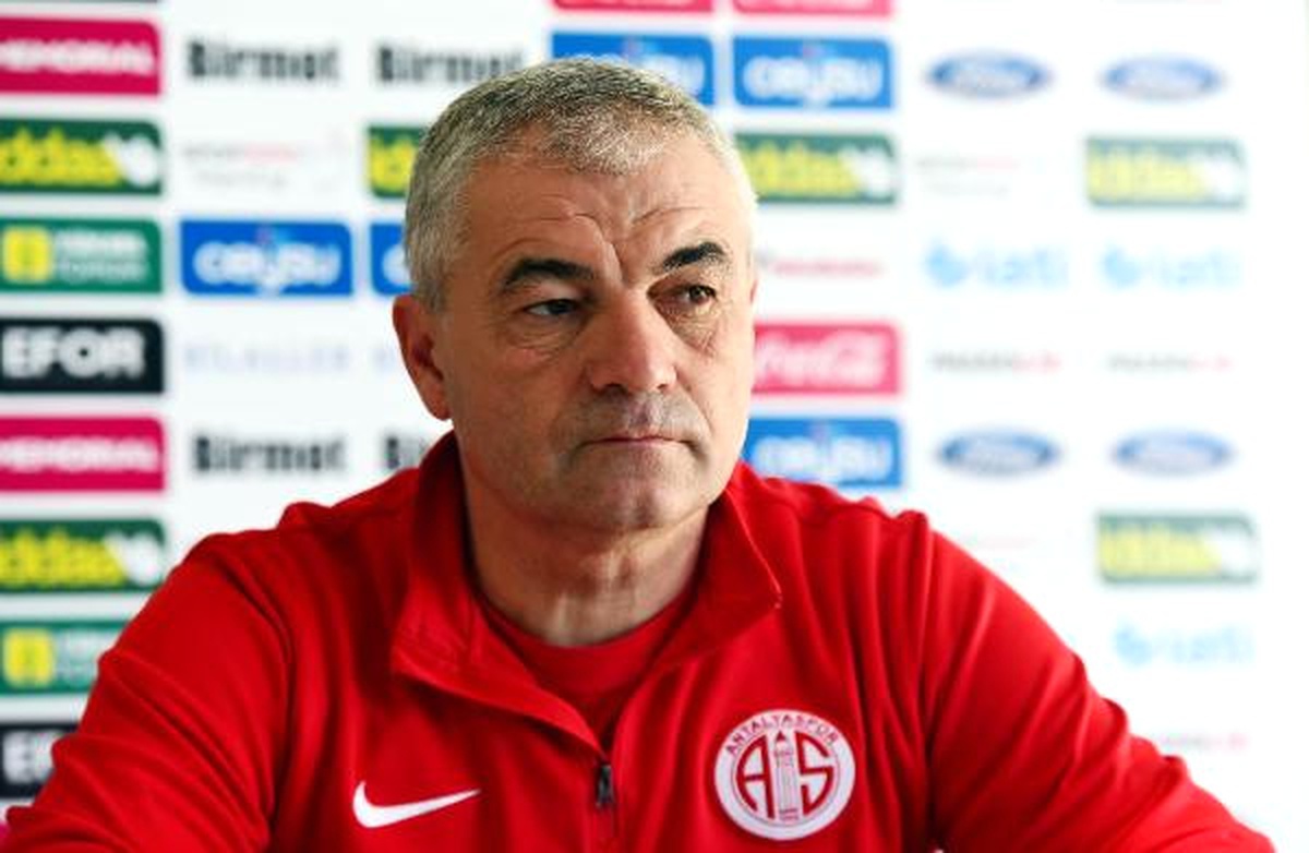 Antalyaspor Teknik Direktörü Çalımbay\'dan Tff\'ye Maç Saati Ricası