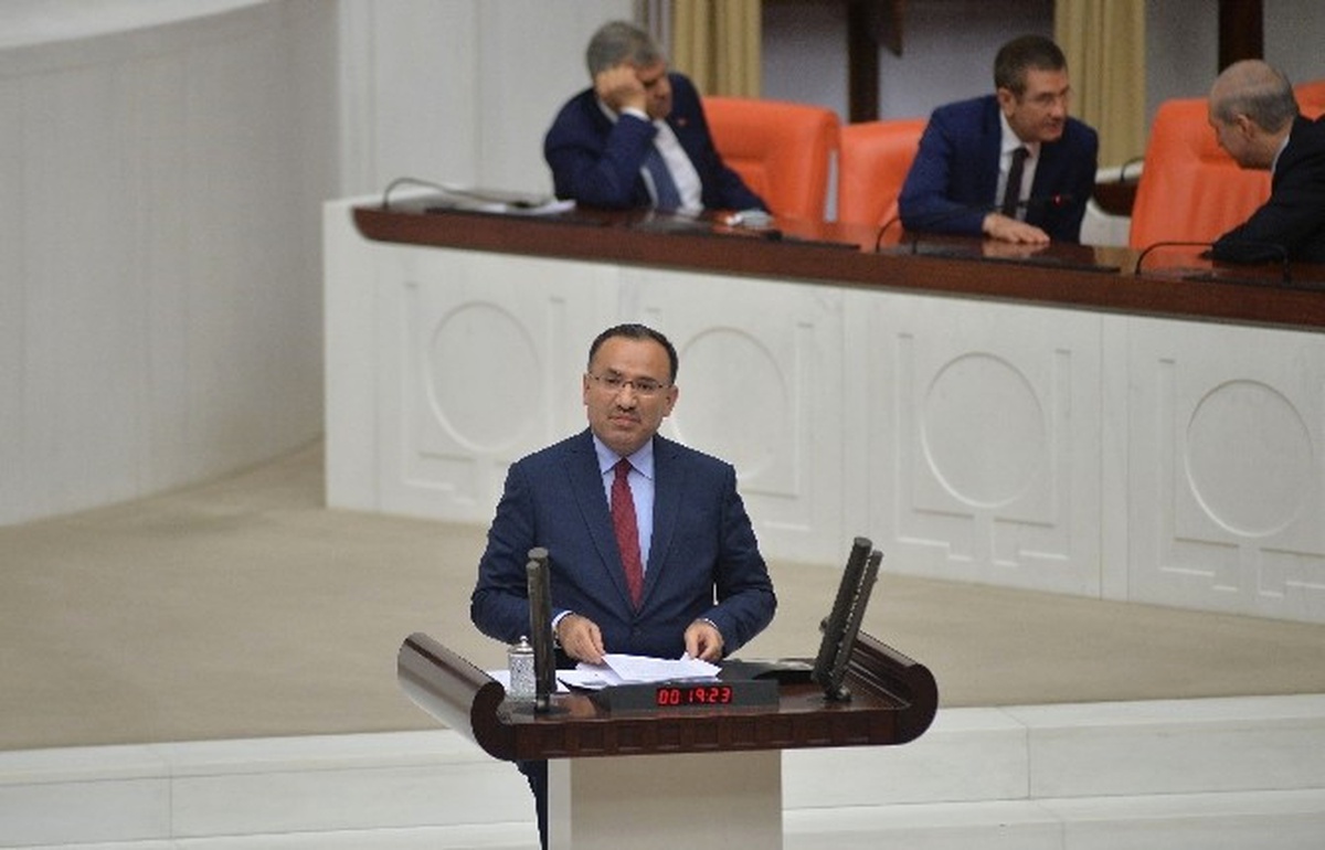 Bakan Bozdağ: "Bu Teklif Bir Rejim Değişikliği Değildir"