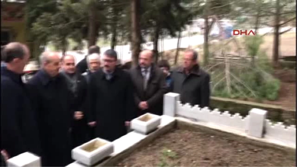 Çanakkale Ilker Başbuğ\'dan, Bigalı Mehmet Çavuş\'un Mezarına Ziyaret