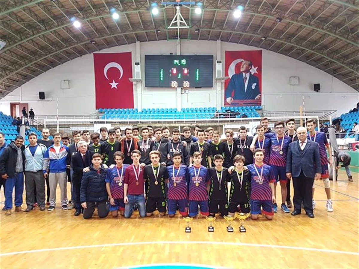 Edirne\'de Okul Sporları Müsabakaları
