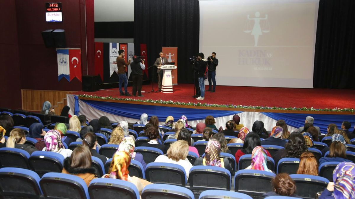Elazığ\'da "Kadın Yasal Hakları" Semineri