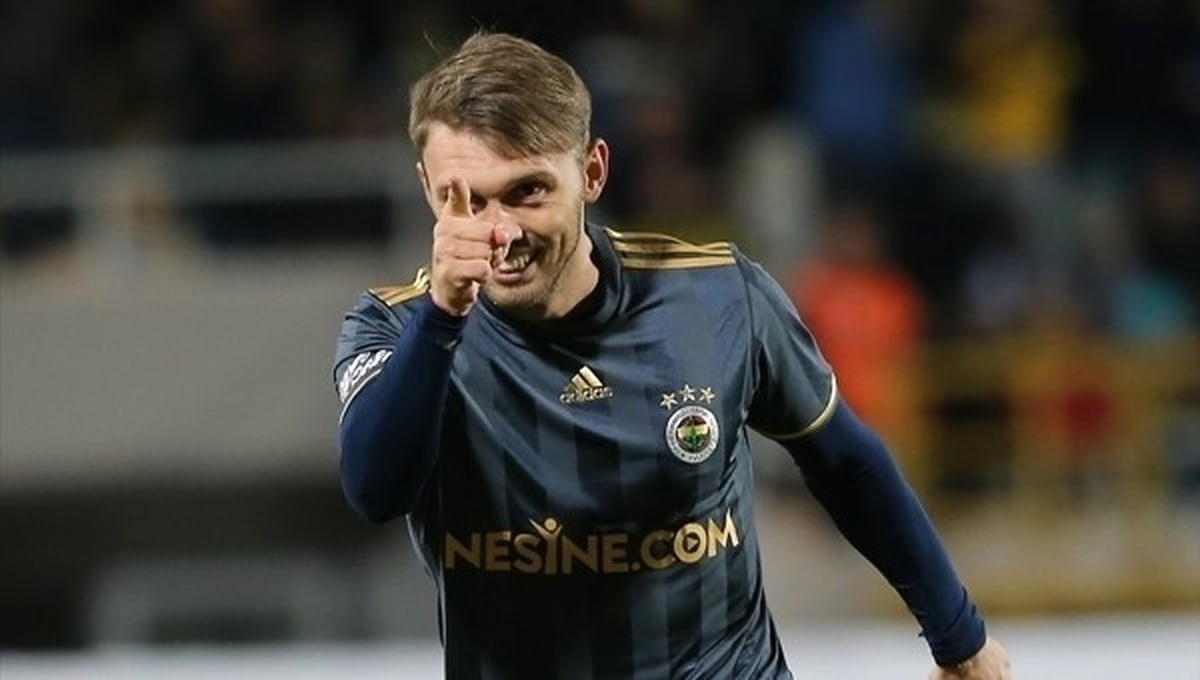 Karavaev\'in Gençlerbirliği\'ne Attığı Gol (İzle)