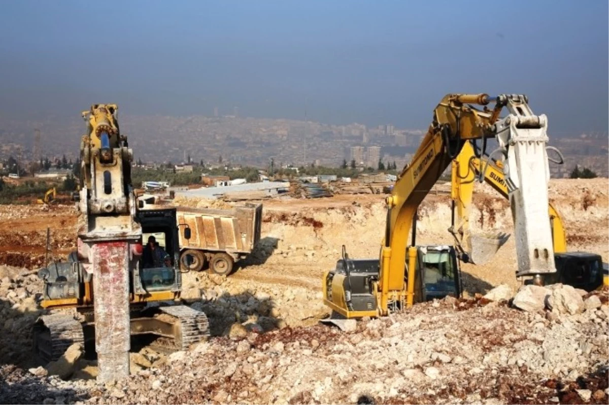 İskenderun\'da TOKİ 1. Etap Çalışmaları Başladı