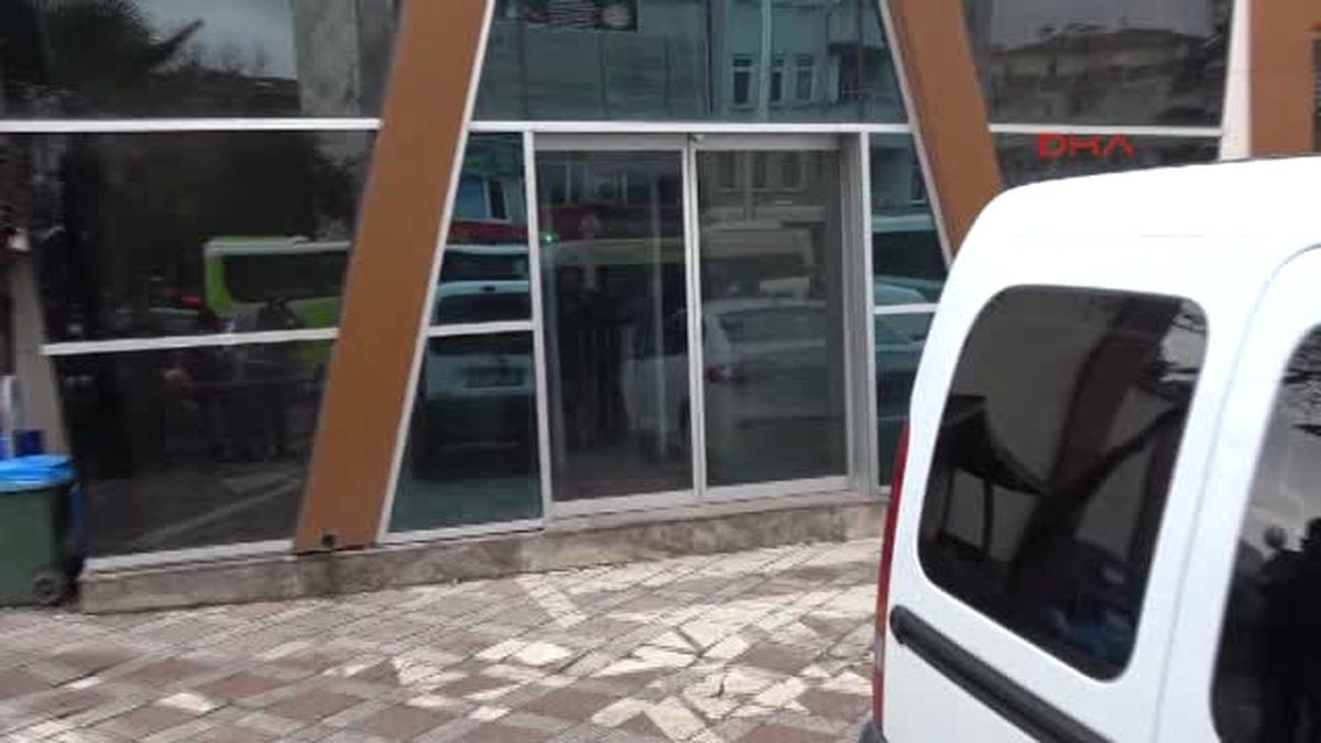Izmit\'te Huzur Operasyonunda 5 Kişi Yakalandı