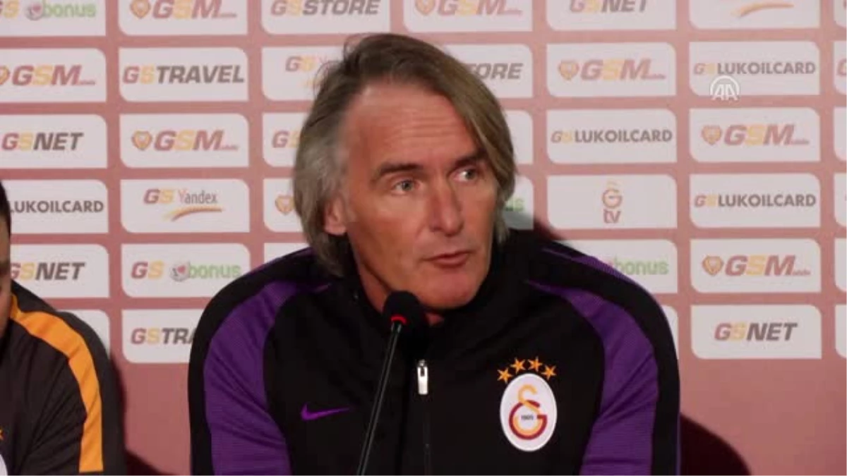 Riekerink: "Fenerbahçe-M.başakşehir Berabere Bitsin İsterim"