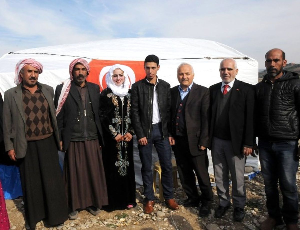 Suriyeli Çifte Hayırsever Düğünü