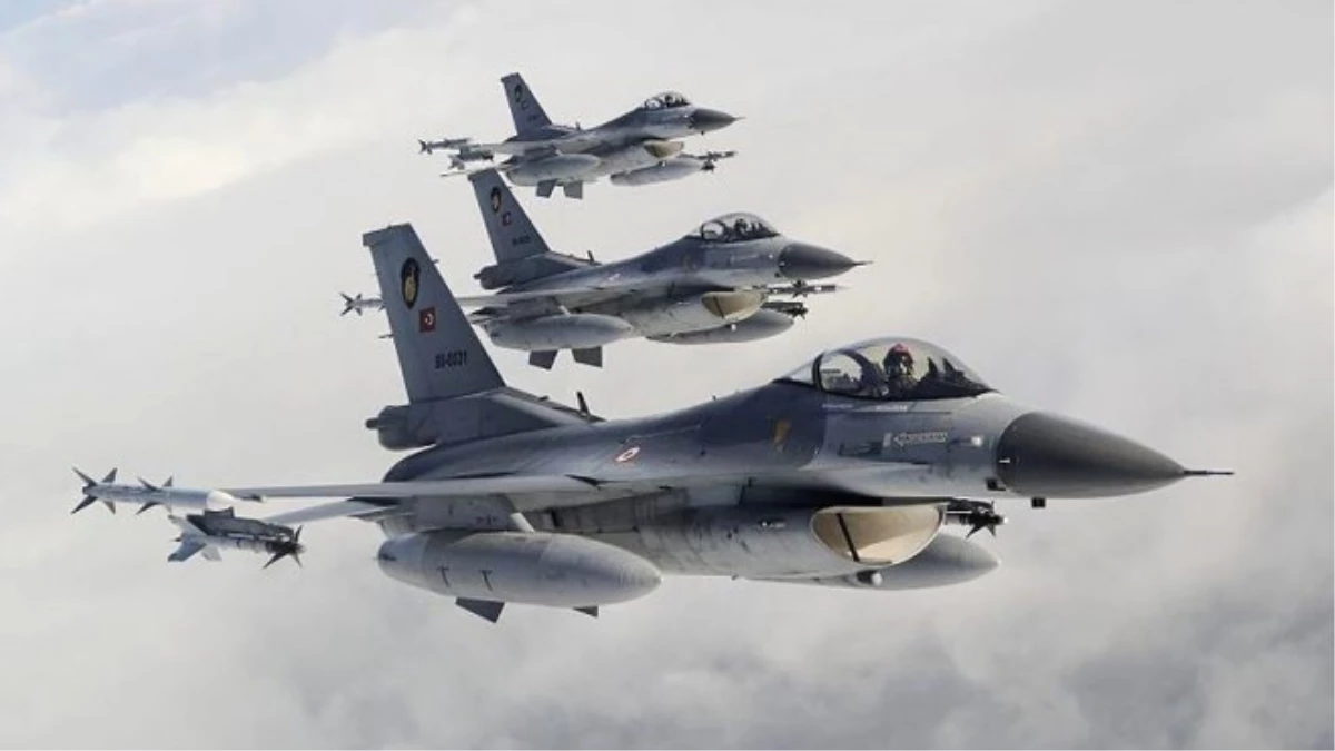 Türk Hava Kuvvetlerine Ait Savaş Uçakları ile Kandil Bölgesine Hava Harekatı Düzenlendiği, Tespit...