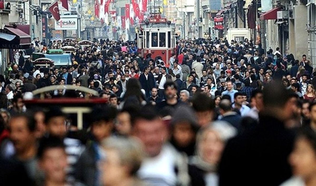 Türkiye\'de Her 10 Kişiden Biri İstanbul\'da