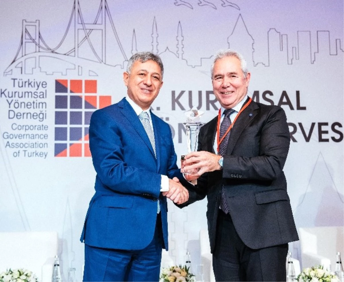 Türkiye Kurumsal Yönetim Derneği\'nin \'Zirve\' Ödülü Sahibini Buldu