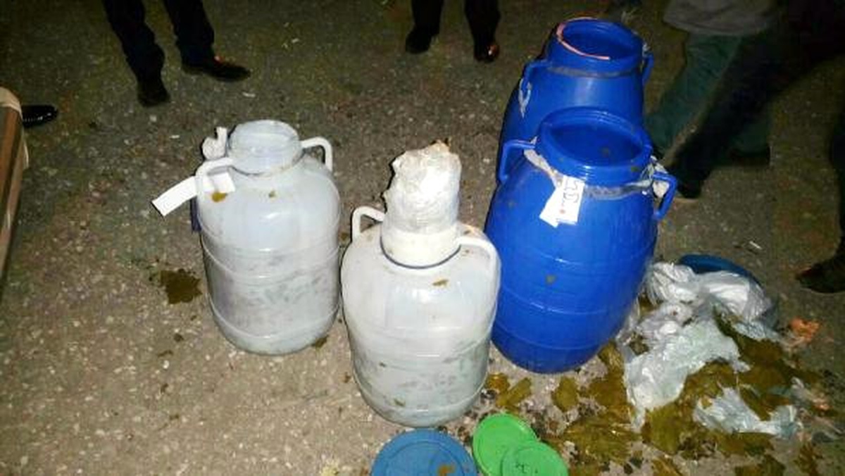 Turşu Bidonunda Esrara Gözaltı