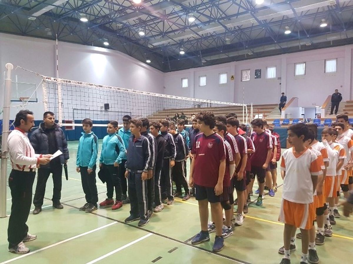 Voleybolda Evliya Çelebi Ortaokulu Adana Birincisi