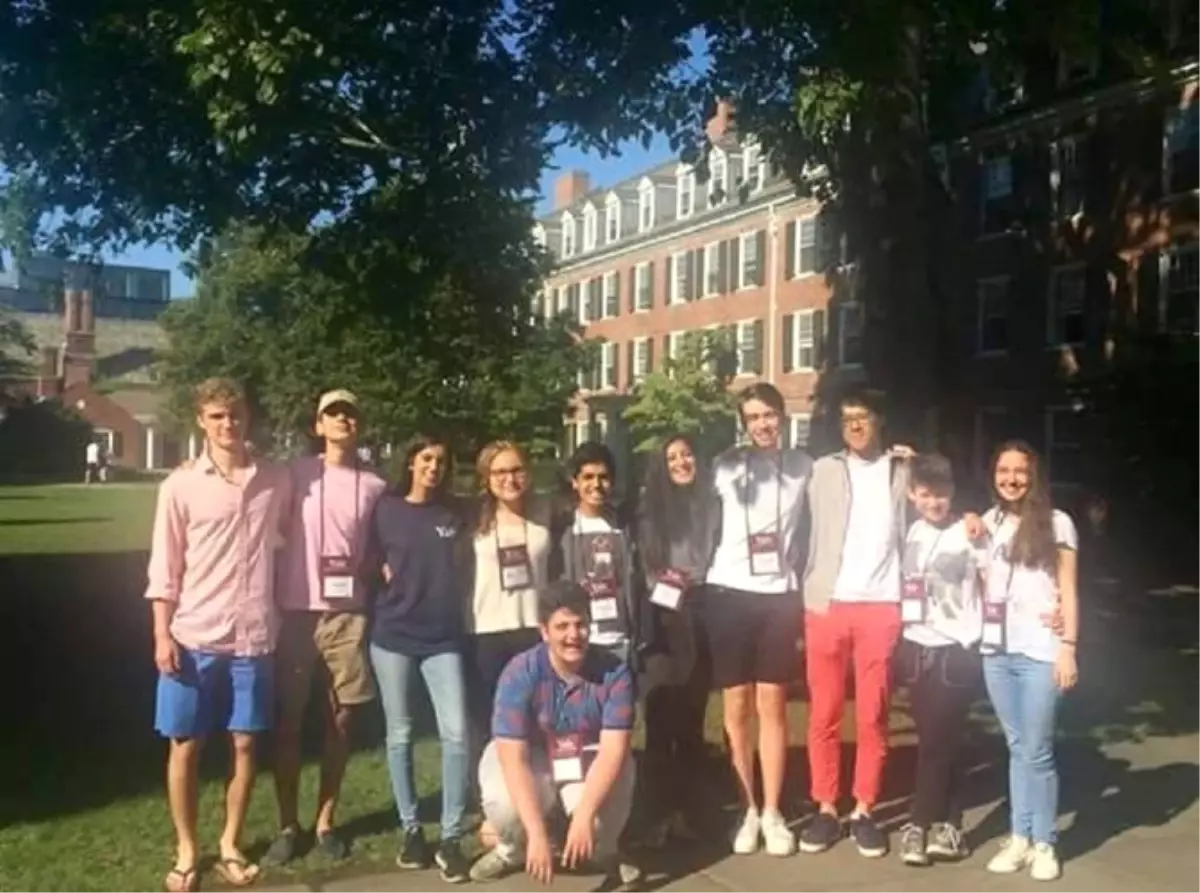 Yale Üniversitesin\'de Türkiye\'yi Temsil Eden Gkv\'li