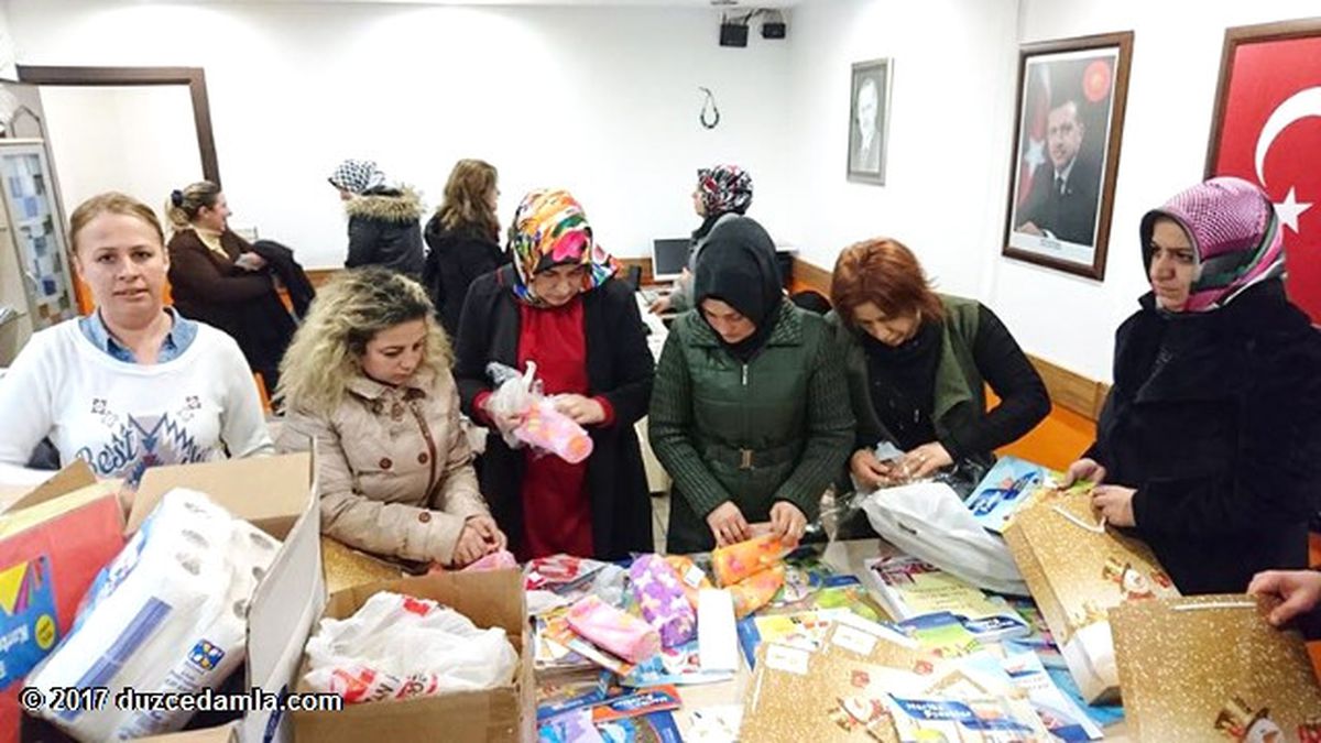 Ak Kadınlardan Sevgi Yolu Projesi