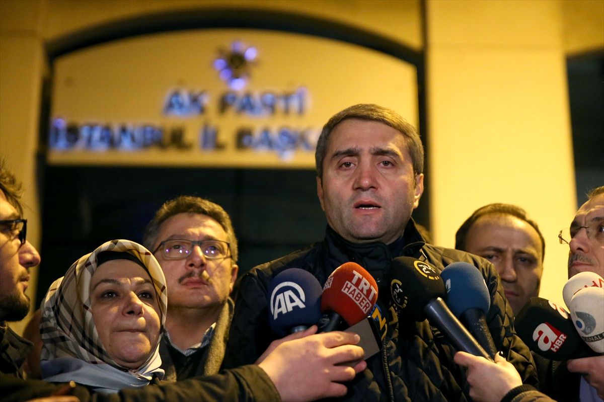 AK Parti İstanbul İl Başkanlığına Saldırı