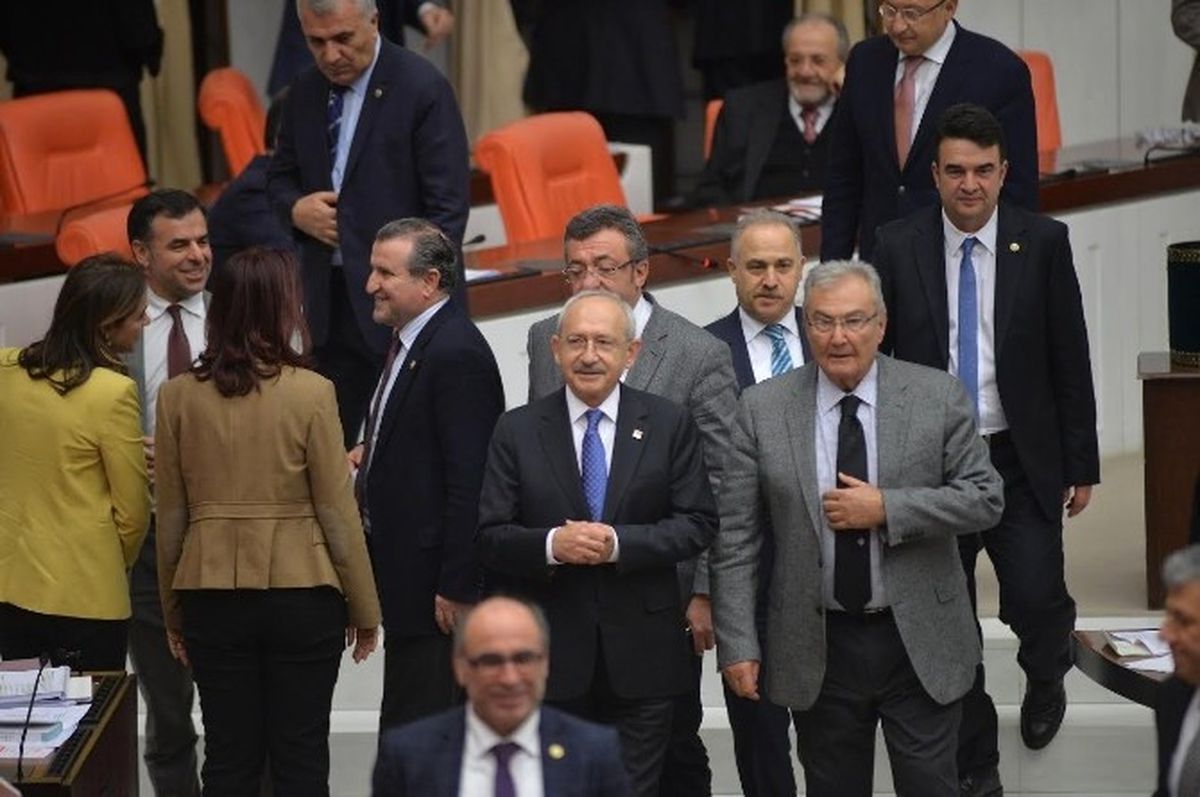 Anayasa Değişiklik Teklifi 10. Maddesi 340 Oyla Kabul Edildi