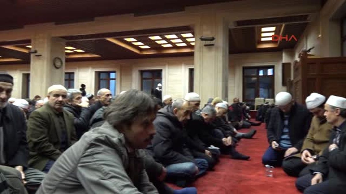 Avcılar Ilçe Emniyet Müdürlüğü\'nden Şehitler Için Mevlit
