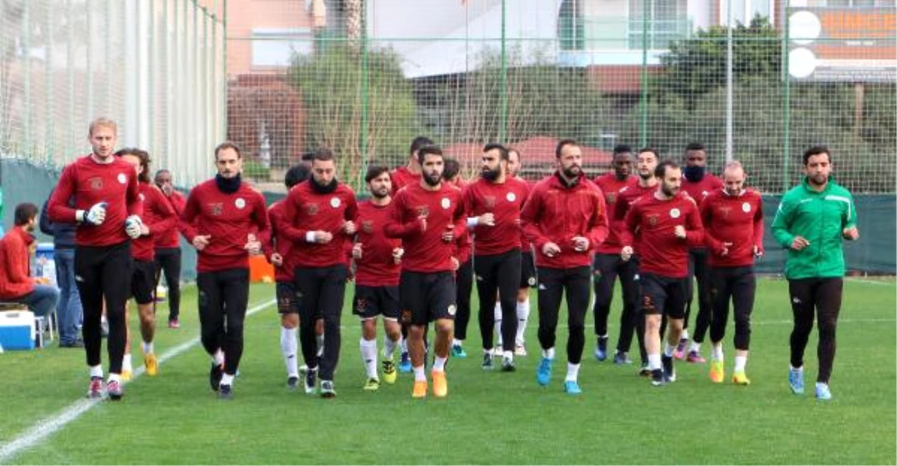Aytemiz Alanyaspor\'da Beşiktaş Maçı Hazırlıkları Sürüyor