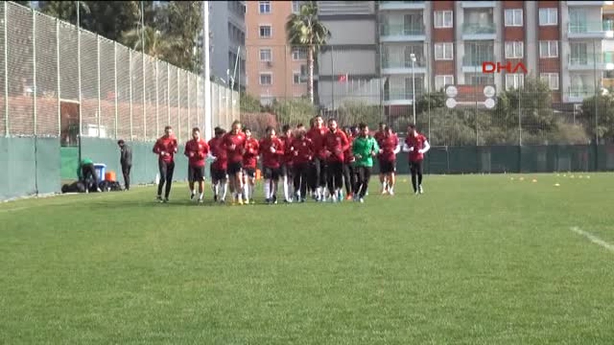 Aytemiz Alanyaspor\'da Beşiktaş Maçı Hazırlıkları Sürüyor