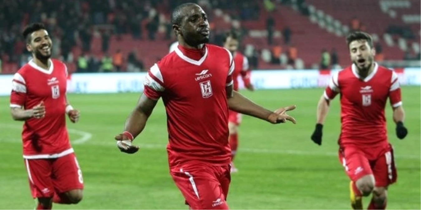 Balıkesirspor Liderle Oynuyor