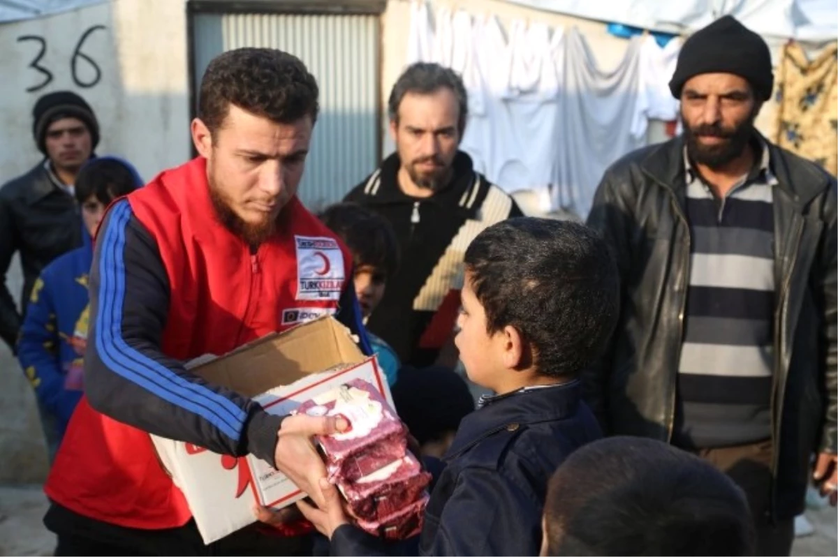 Başbakan Yıldırım\'ın Ailesi Suriye\'ye 3 Tır Yardım Gönderdi